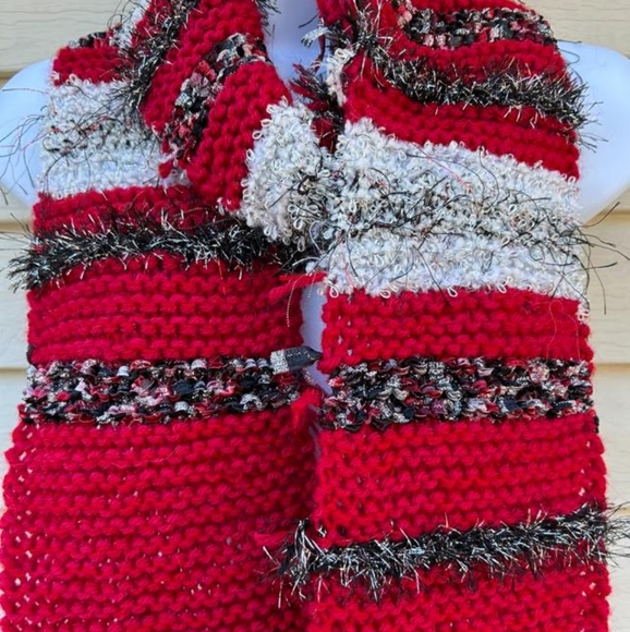 Handknit Scarf - Picture 1 of 4